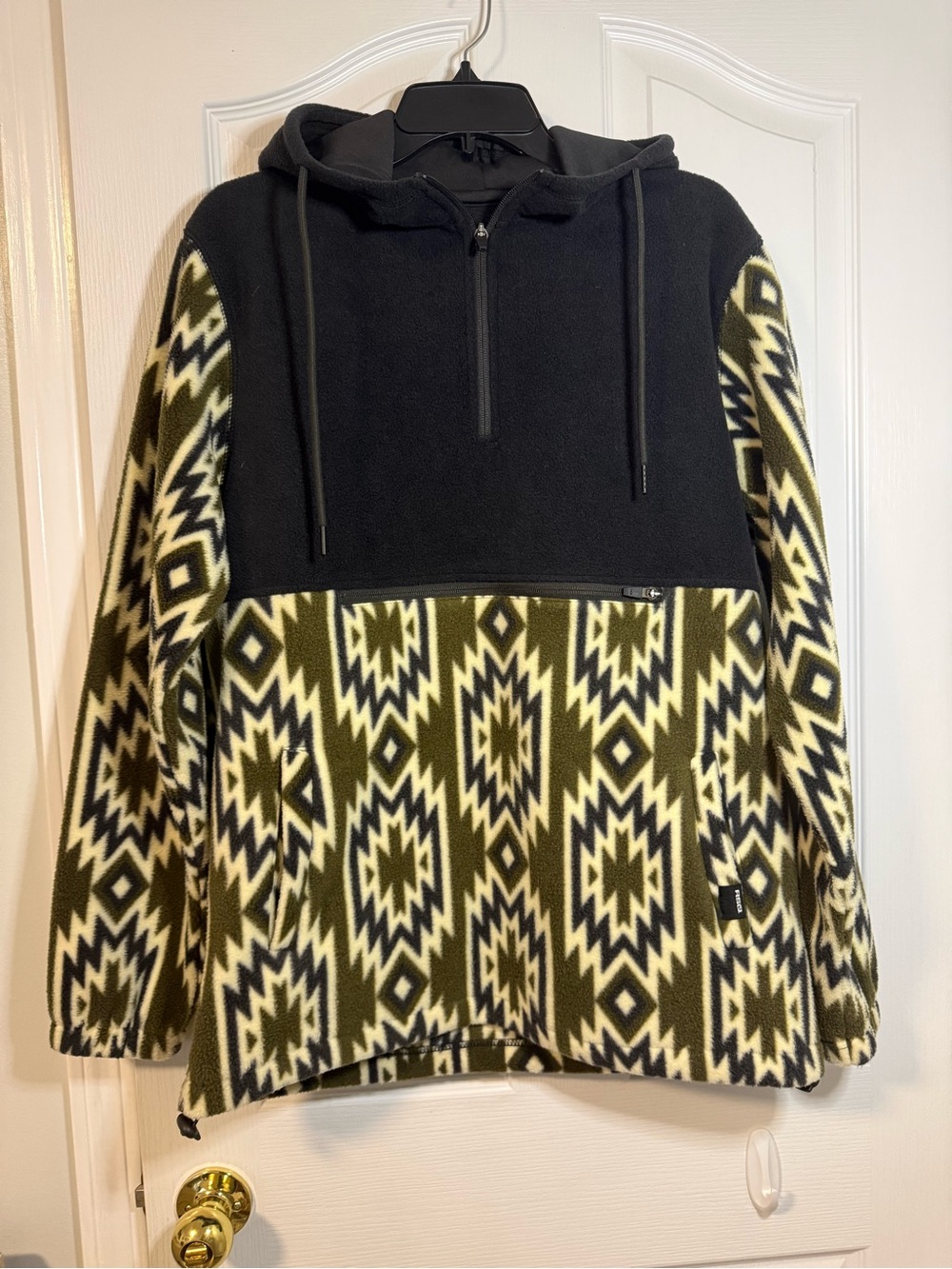 RSQ Outdoor Men’s Aztec Print Hoodie Quarter Zip Fleece Pullover Small